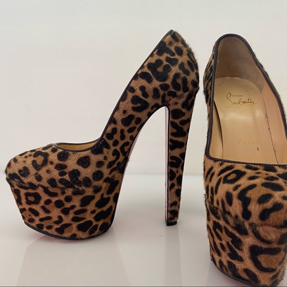 Christian Louboutin Animal Print High Heels with Platform - Picture 5 of 13